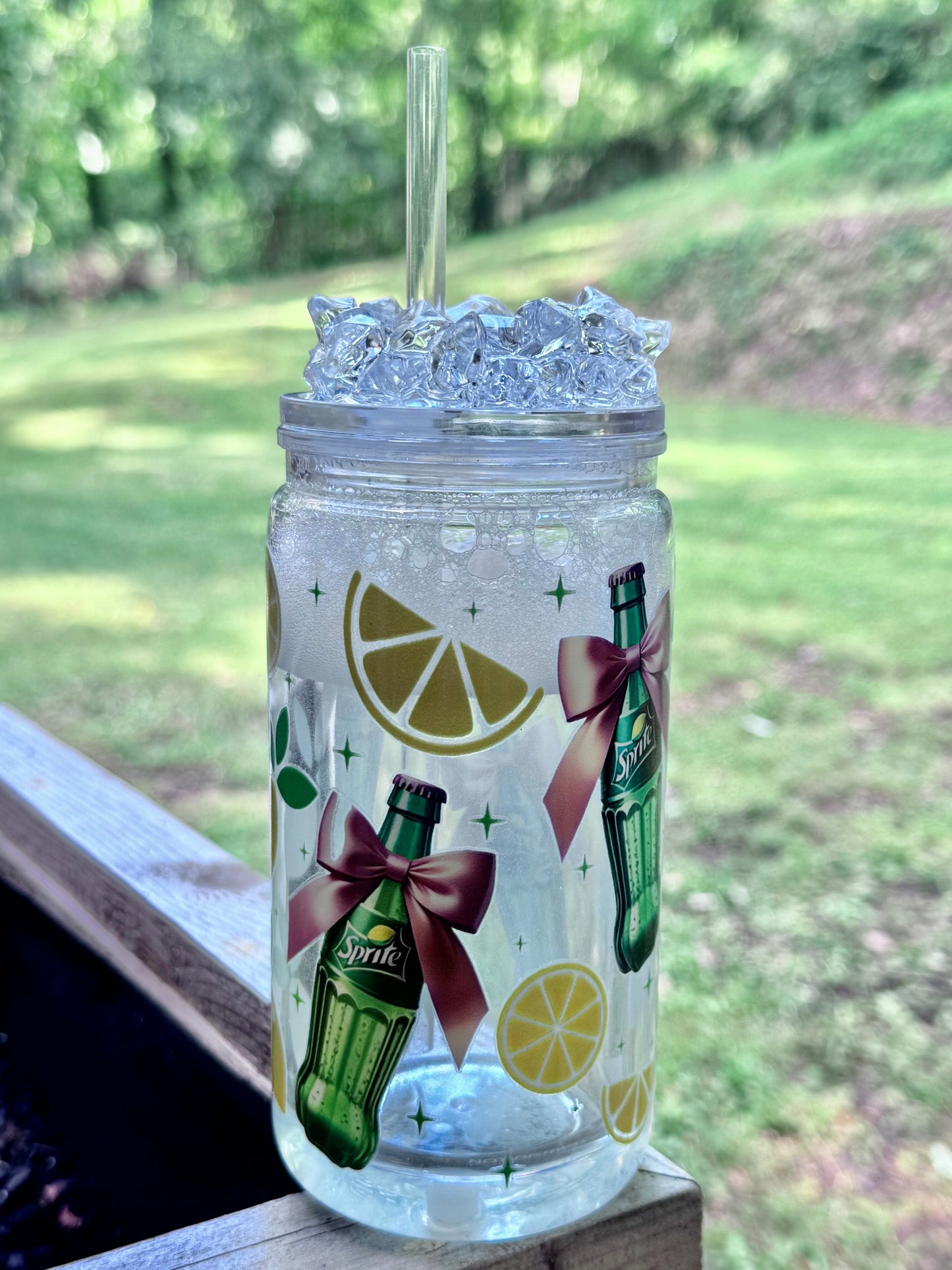 16oz ACRYLIC SPRITE SNOW GLOBE WITH DECORATED LID